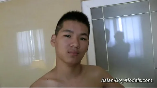 XXX BigCock Asian Guys masturbieren Mega-Videos