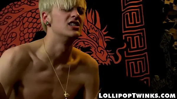 XXX Latin Homosexuell Arsch von blonden Emo eingedrungen Mega-Videos