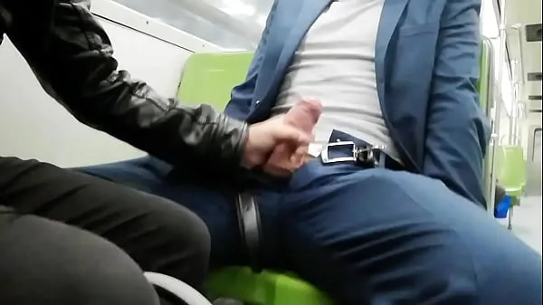 XXX Круиз в метро со смущенным мальчиком мегавидео