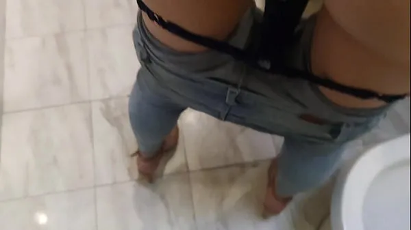 XXX They almost caught us fucking in the bathroom of my best friend's house who was having her birthday but the desire to fuck was greater mega Videos